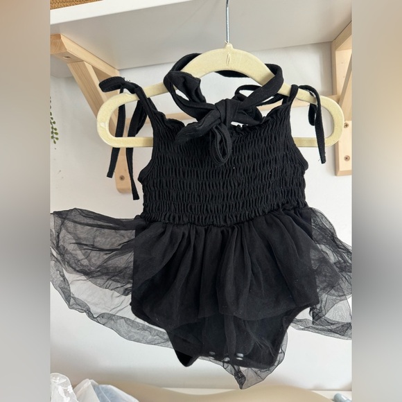 Baby Girl Sleeveless Dress Bodysuit- Tutu Skirt Jumpsuit size 6-12 month - Picture 3 of 4